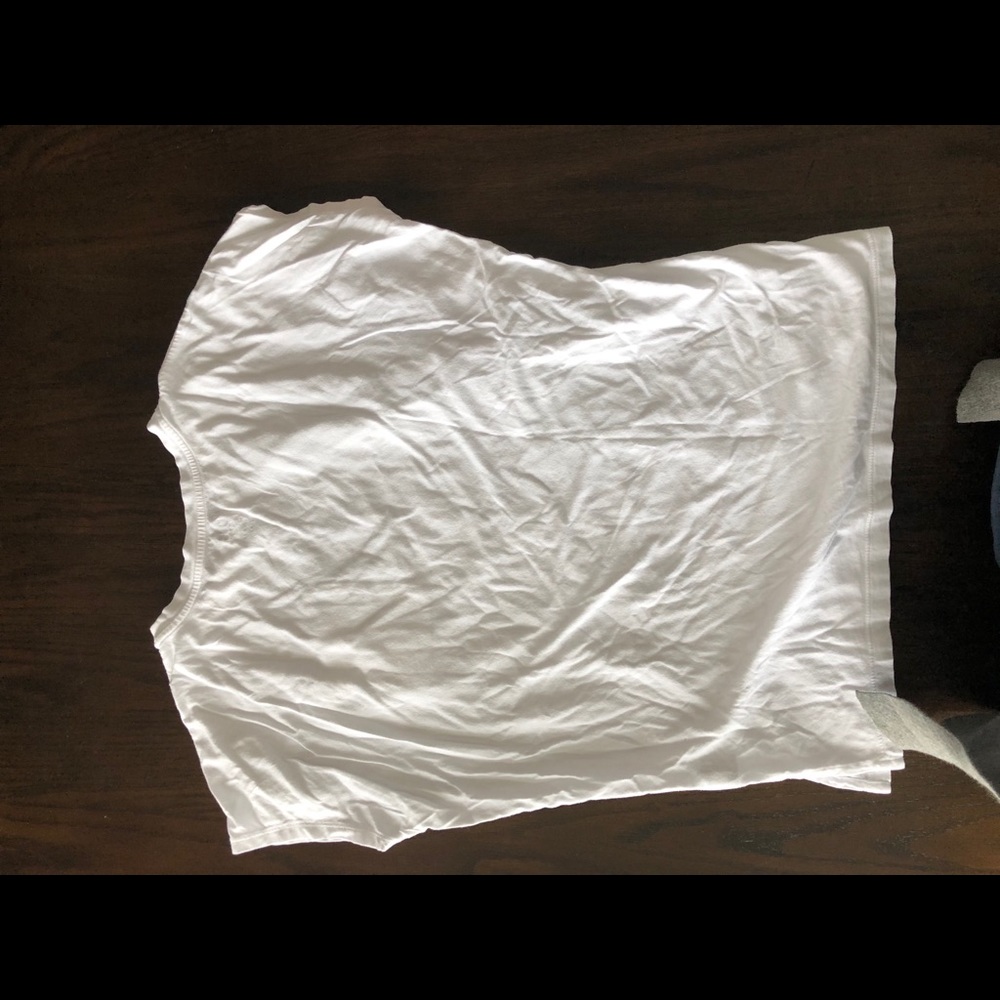 Disney tee - Picture 4 of 4